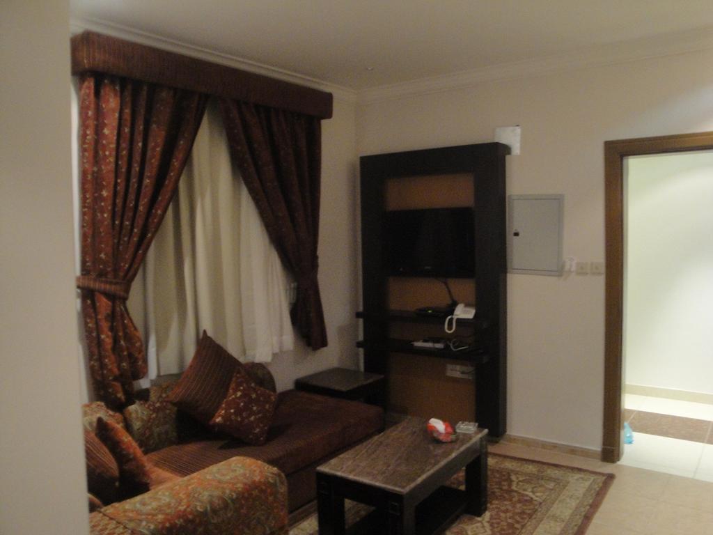 Jenan Al Malaz Hotel Apartments Riadh Zimmer foto